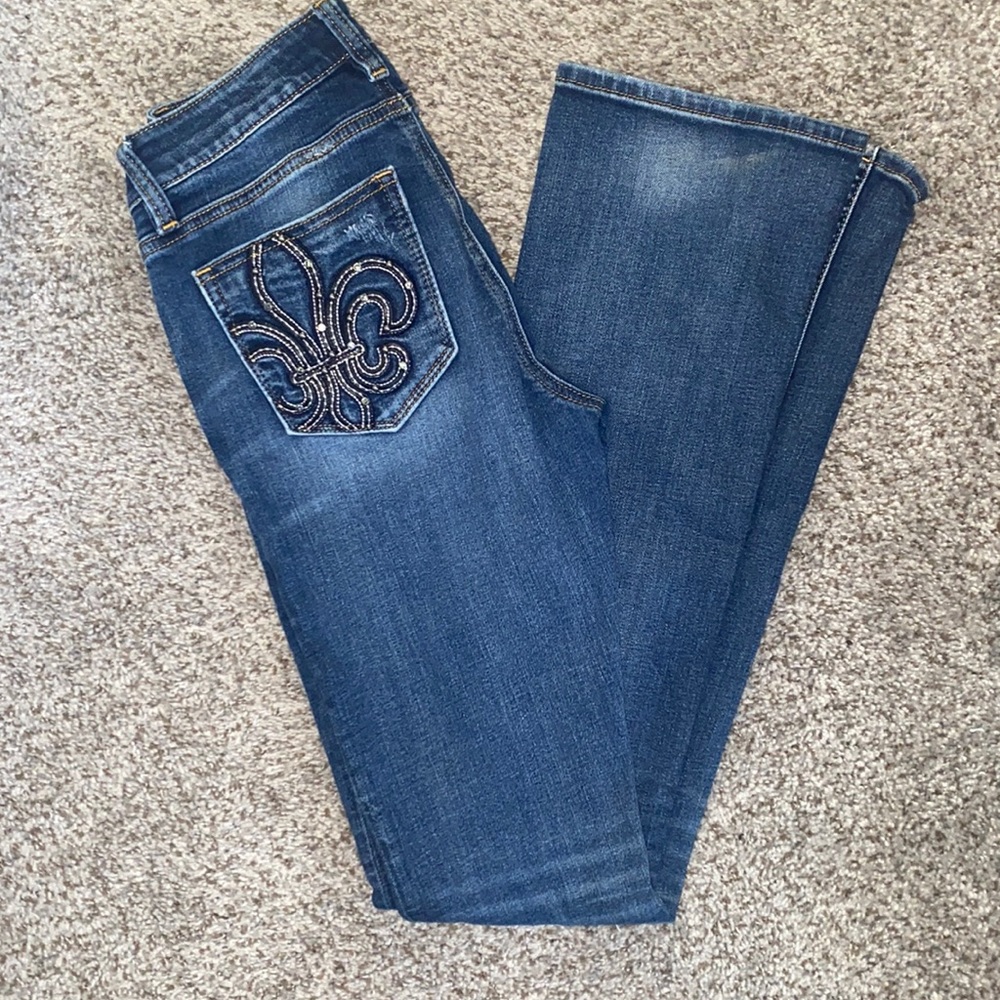 Miss me pants only used about twice, it’s in good condition.